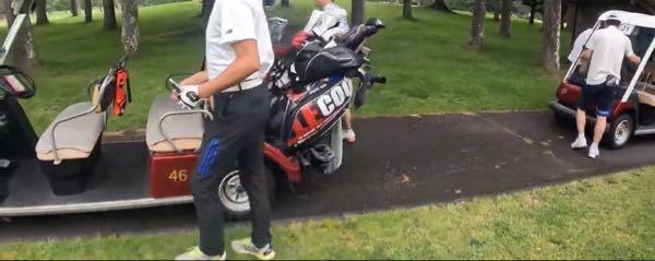 ファースト・シチズンズ・バンクシェアズ・デラウェア【FCNCA】 アーリーリタイアの仲間達と早朝ゴルフ⛳️ 空気がヒンヤリと引き締り気持ち良い アルコールの準備とアレも完璧