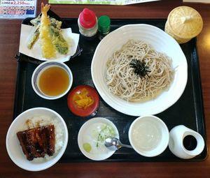 (株)カルラ【2789】 今年の鰻は、まぁまぁイケる！ 優待券は、鰻で使わせてもらうよ！