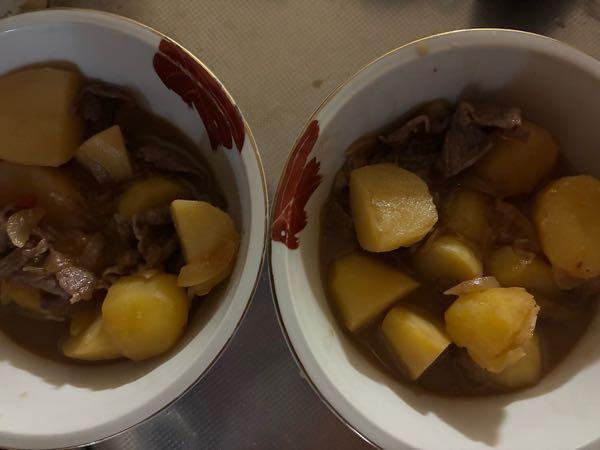 マザーズをはじめとする日本市場に巣食う嵌め込み外資に立ち向かう個人投資家の会&日常の事や趣味などの雑談の会 ジャガイモと玉葱、牛肉のみで作った肉じゃが。 トリュフ塩と大吟醸、醤油で味付け。唐辛子の輪切りを散らす  これは和洋折衷のいい味付けになりました