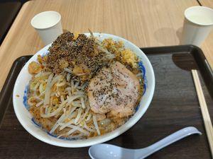 (株)吉野家ホールディングス【9861】 うまい