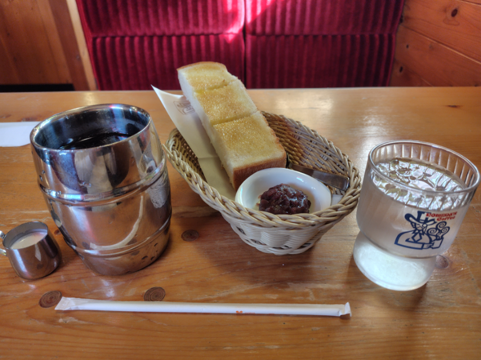 (株)コメダホールディングス【3543】 買い増し👣 押し目は拾っていこうかと🤗