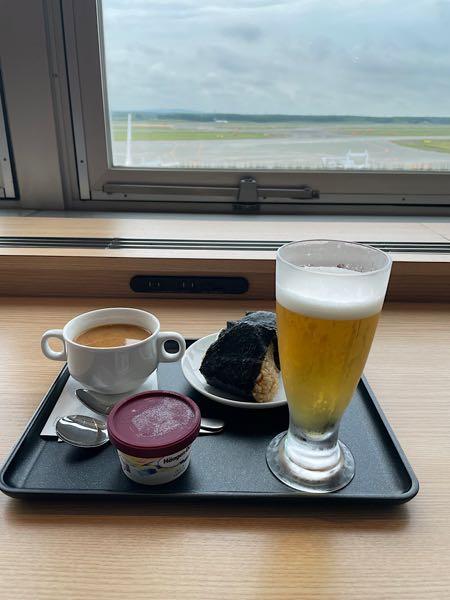 日本航空(株)【9201】 さすが最高益やな 今年は羽田以外のラウンジでも ハーゲンダッツが置いとるわ 😸