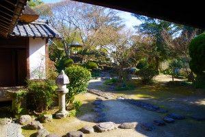 GX 半導体関連-日本株式【2644】 静かな陽だまりのような 掲示板が好きです。 賑やかなところは 大概の方が儲からないのですよ‼‼‼ 億トレーダや機関の思惑に まんまと ひかかるのですよ。