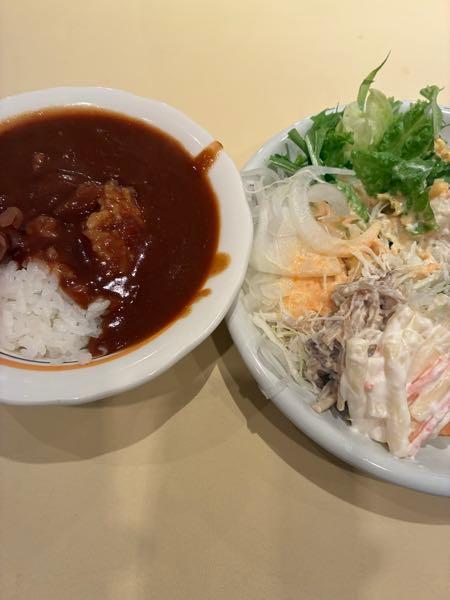 (株)あさくま【7678】 あさくま某店に来た… 本日、ソフトクリームマシンが故障の為 ドリンクバーをサービスさせていただきますって…せっかくやで烏龍茶を貰おう