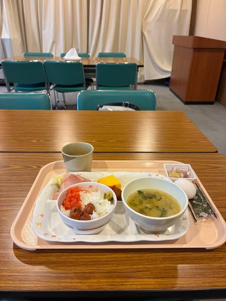 (株)アメイズ【6076】 絵面汚いけど、無料でデザートまでつく朝ごはん🥣