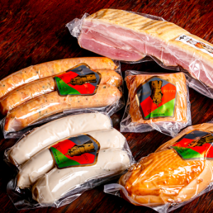 タカノ(株)【7885】 関東ですがハム届きました。 こちらの「ピーターセット」ですね。 https://www.restaurant-peter.co.jp/?mode=pc