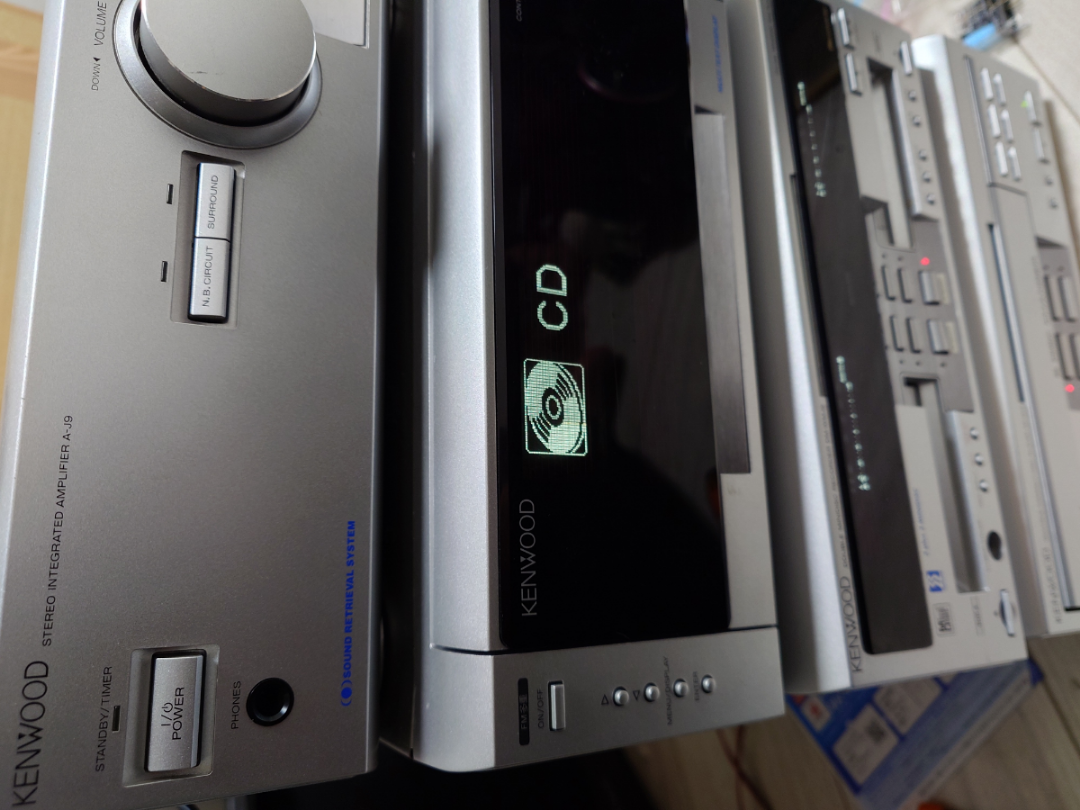 (株)JVCケンウッド【6632】 片チャンネルが鳴らないジャンクNEWALLORAを治したよ