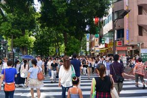 ウインテスト(株)【6721】 黒字決算のホープやバーチャクレスでも売られるんだから、大赤字の増資銘柄ではきついわね。