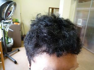 (株)ソフトフロントホールディングス【2321】 どーも~。ソフロンで大損ぶっこいてヤフオクで落札した安物商品さえやむなくトンズラしまくったshoことフジモトです~。チ〇毛みたいなヘアースタイルのせいで部屋に落ちている毛は自分でもどっちか区別がつかず困ってます~(*´ω`) ソフロン好きだから仲良くしてね♡