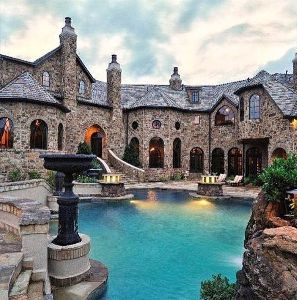 (株)ピーシーデポコーポレーション【7618】 やばいですね。