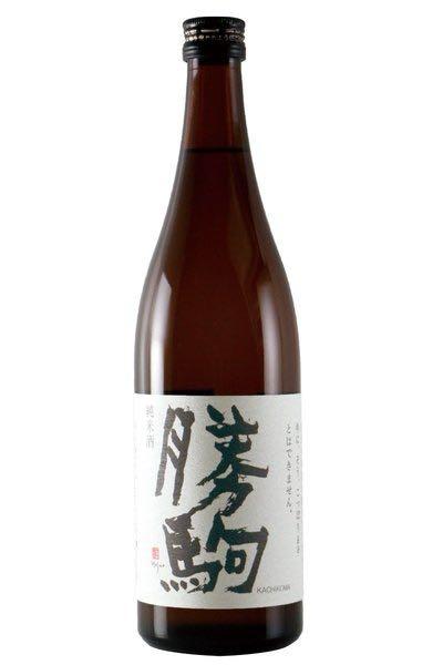 スナックVIN 本日もお疲れ様です！今日は今月最多の180社の決算日。ということで明日以降の運気を高めるために日本酒を用意しました。明日もグッドラック🤗
