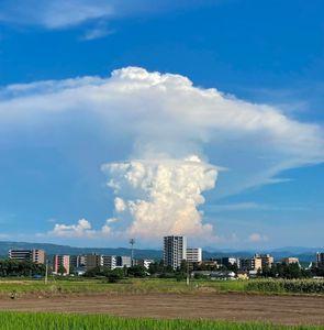 日常の紙様. きのこ雲発生(o・д・)
