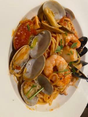 ｕｎｂａｎｋｅｄ(株)【8746】 きょうはきぶんをかえてぺすかとーれをたべました！ すごくおいしかったです！