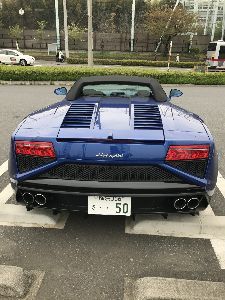 石山Ｇａｔｅｗａｙ Ｈｏｌｄｉｎｇｓ(株)【7708】 朝勃ち（＾◇＾）ポチくり（＾◇＾）ご苦労さんです  今日も（＾◇＾）元気で  登山客からの（＾◇＾）恵の水の  ボトリング（＾◇＾）に 禿げんでくらはいね