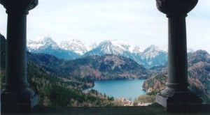 脱出するぞ! ここにもいないか・・? あ、いたーー おーい