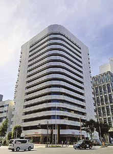 ＴＡＮＡＫＥＮ(株)【1450】 Ｈｏｎｄａ青山ビル／１１月に解体工事着手／施工はＴＡＮＡＫＥＮ https://www.decn.co.jp/?p=178171  　東京都港区の青山一丁目交差点付近ある「Ｈｏｎｄａ青山ビル」が１１月から解体工事に入る。ホンダの自社ビルで、本社として使っていた。解体工事の施工はＴＡＮＡＫＥＮ。工期は１１月４日～２０２７年８月３１日を予定している。  また大きい仕事受注できた模様